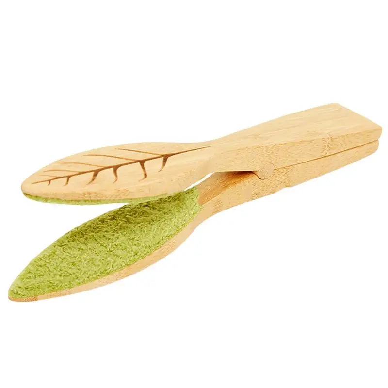 Portable Wooden Leaf Cleaning Tongs - Essential Garden Tool for Easy Plant Care